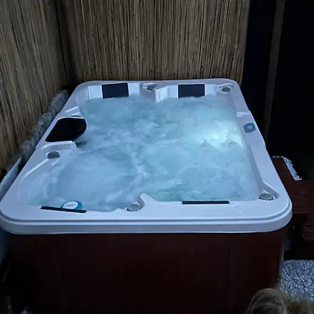 Maison Neuve & Lumineuse Avec Jacuzzi Privatif